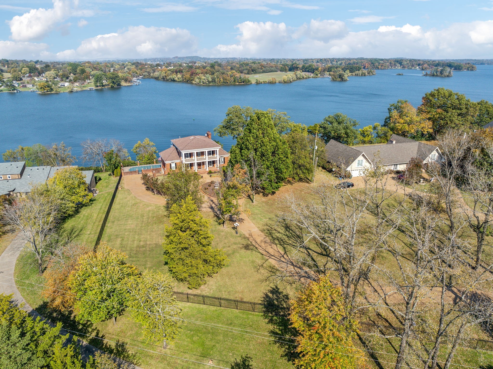 103 Cherry Branch Ln
