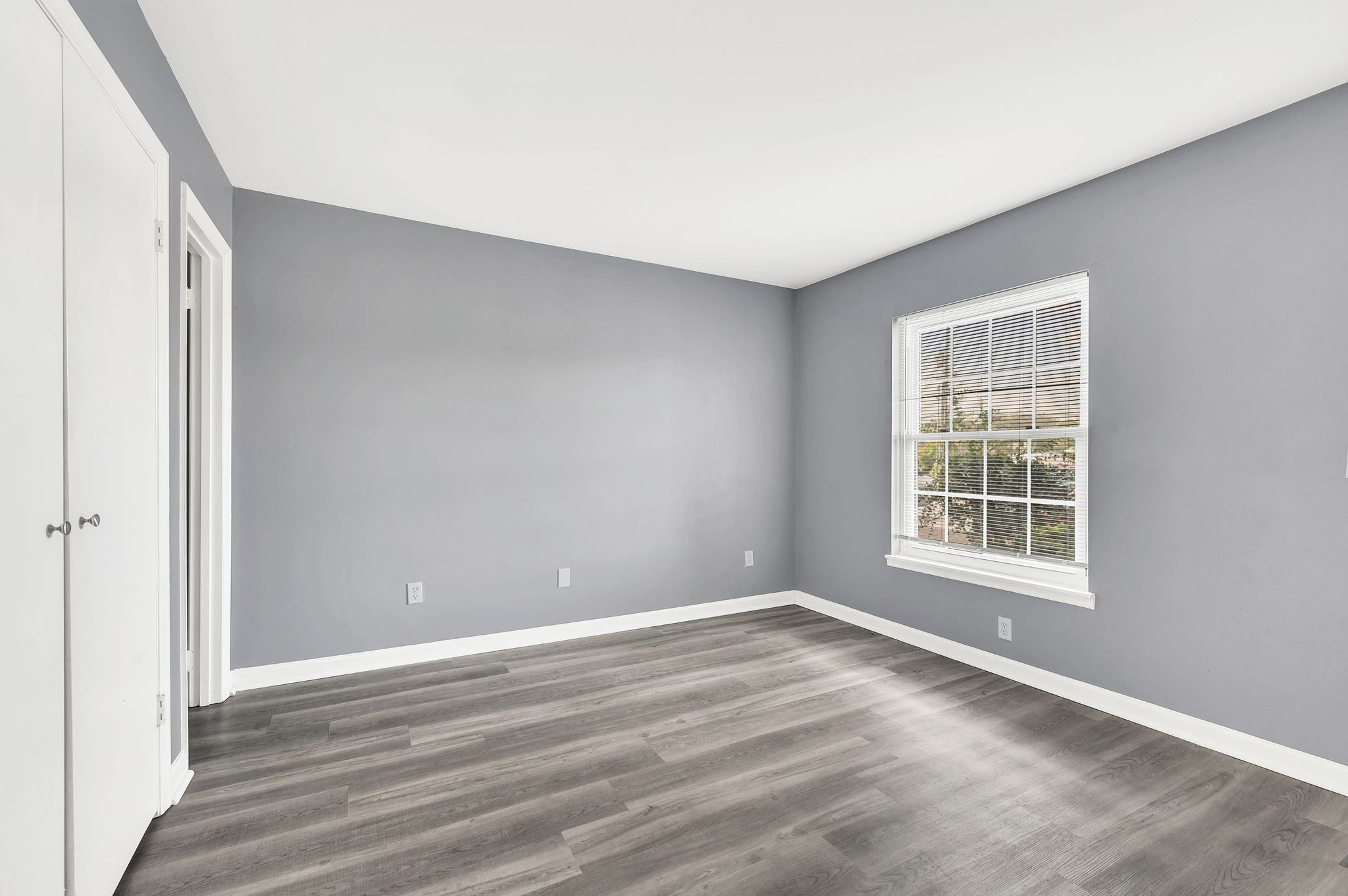 Nashville, Tennessee 37211, United States, 2 Bedrooms Bedrooms, ,2 BathroomsBathrooms,Residential,Active,40318