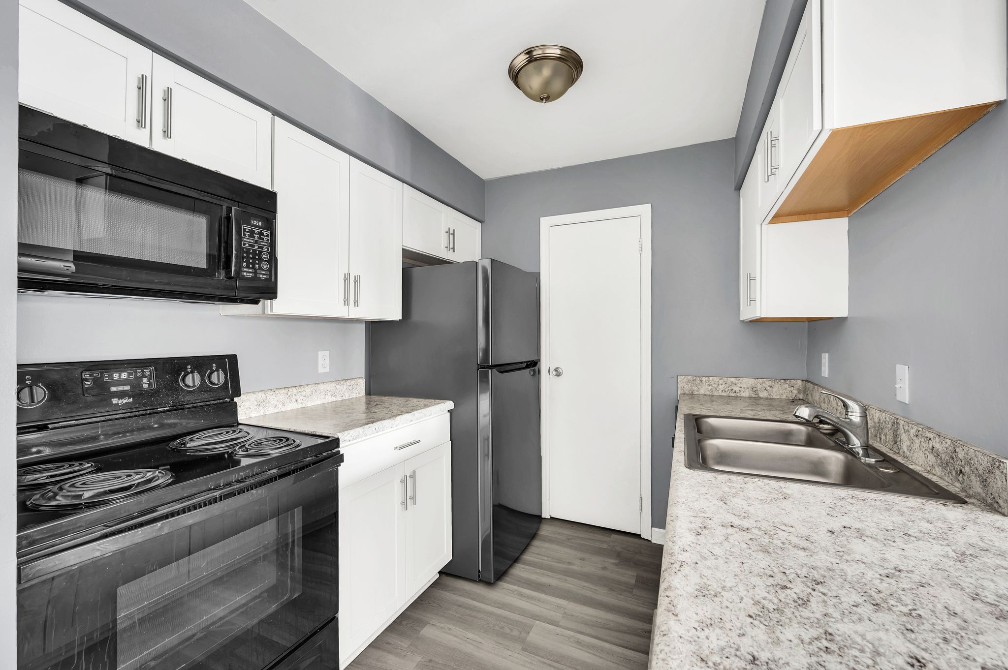 Nashville, Tennessee 37211, United States, 2 Bedrooms Bedrooms, ,2 BathroomsBathrooms,Residential,Active,40318