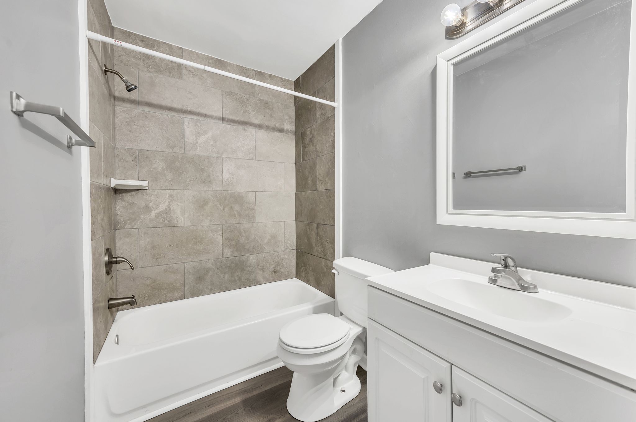 Nashville, Tennessee 37211, United States, 2 Bedrooms Bedrooms, ,2 BathroomsBathrooms,Residential,Active,40318