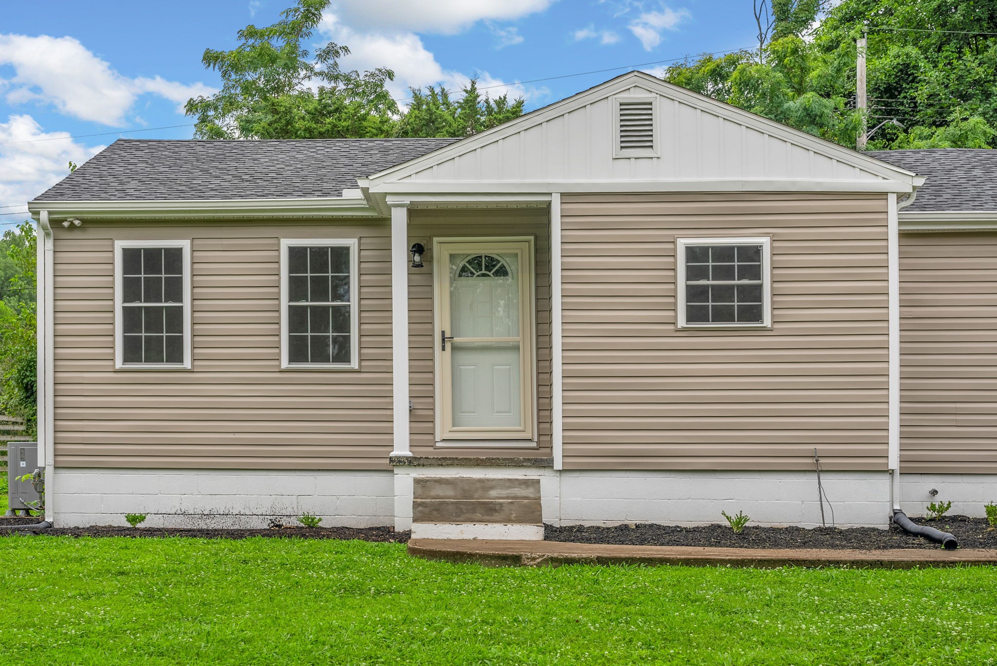 1615 Mohawk Trl