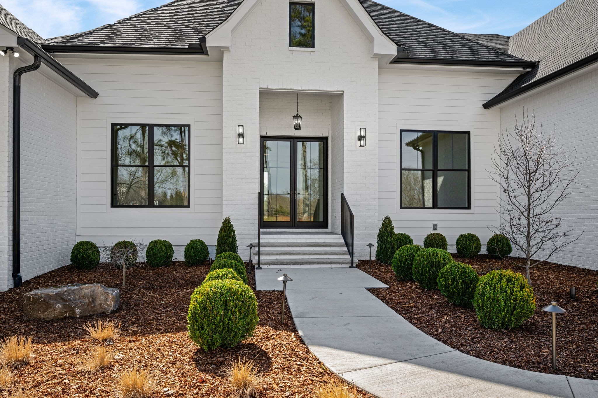 451 Old Pond Ln