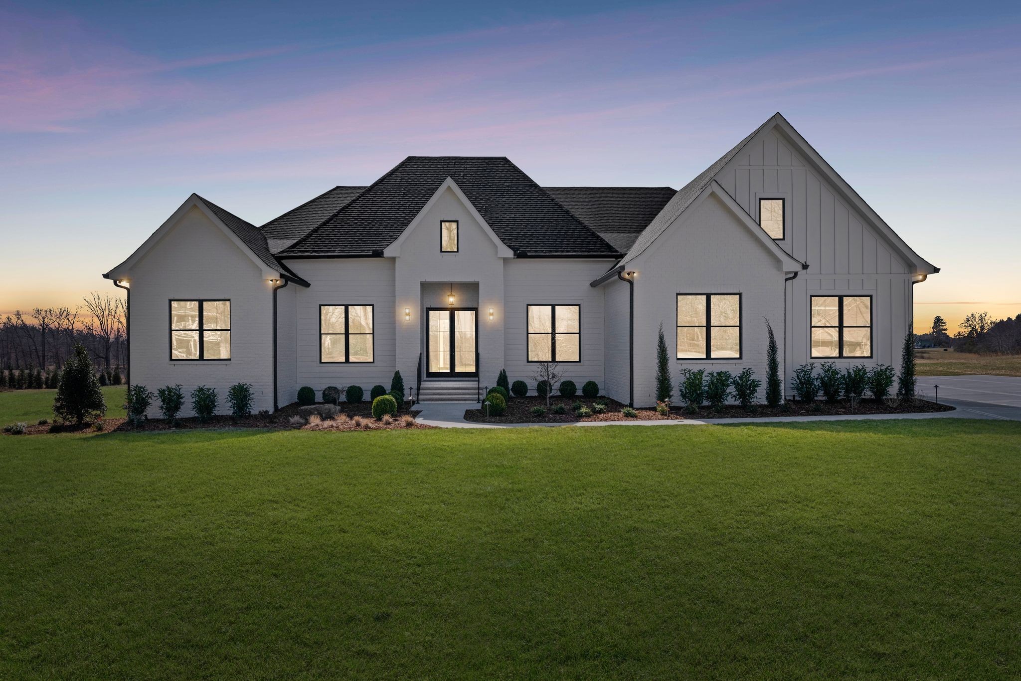451 Old Pond Ln