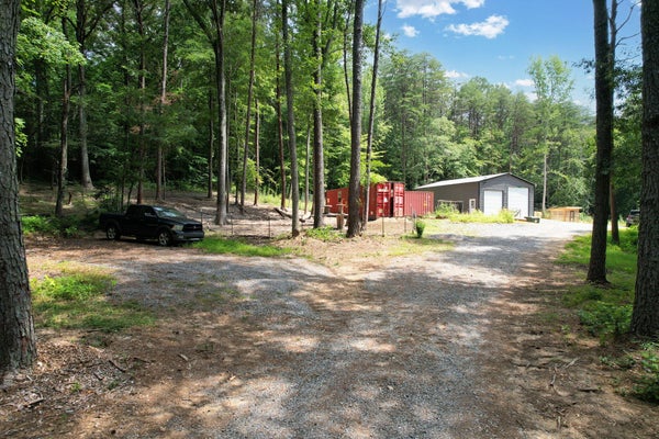 686 WELCOME VALLEY RD, BENTON, TN 37307 - Image 6ea7bf1f62b6d8a3c8a00e4dd7169294/3844050904