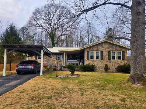 Photo of 104 Brown Ln, Tracy City, TN 37387 (MLS # 3123589)