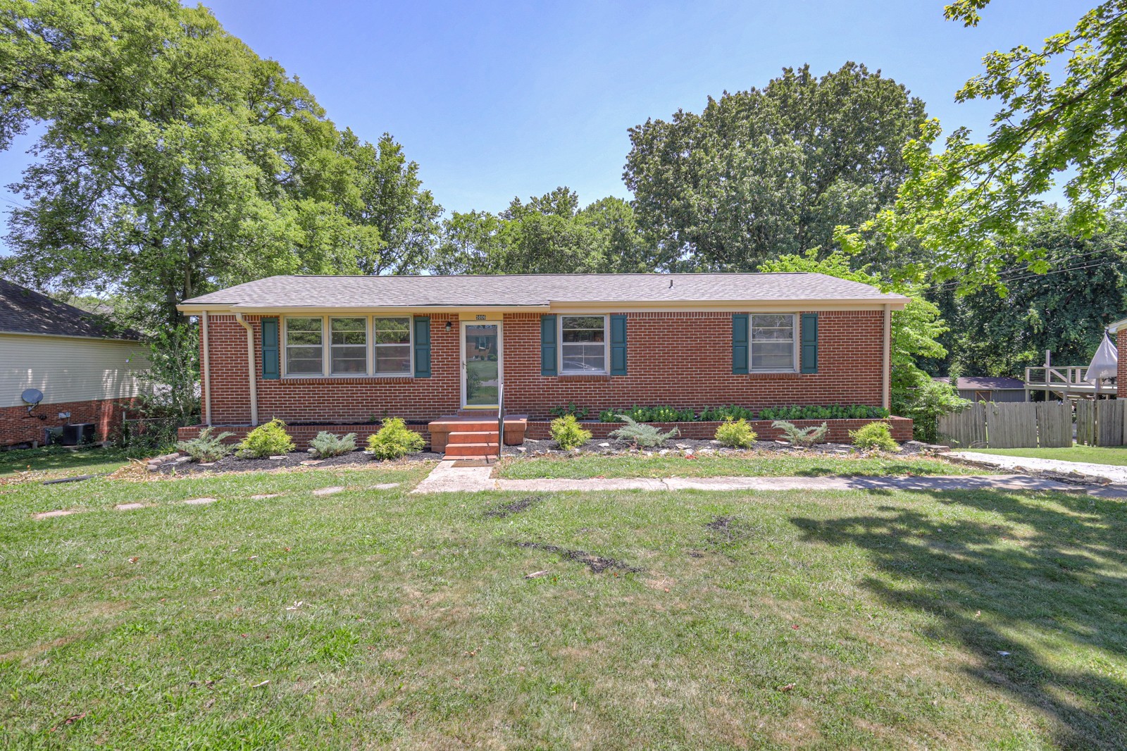 Listing image 1