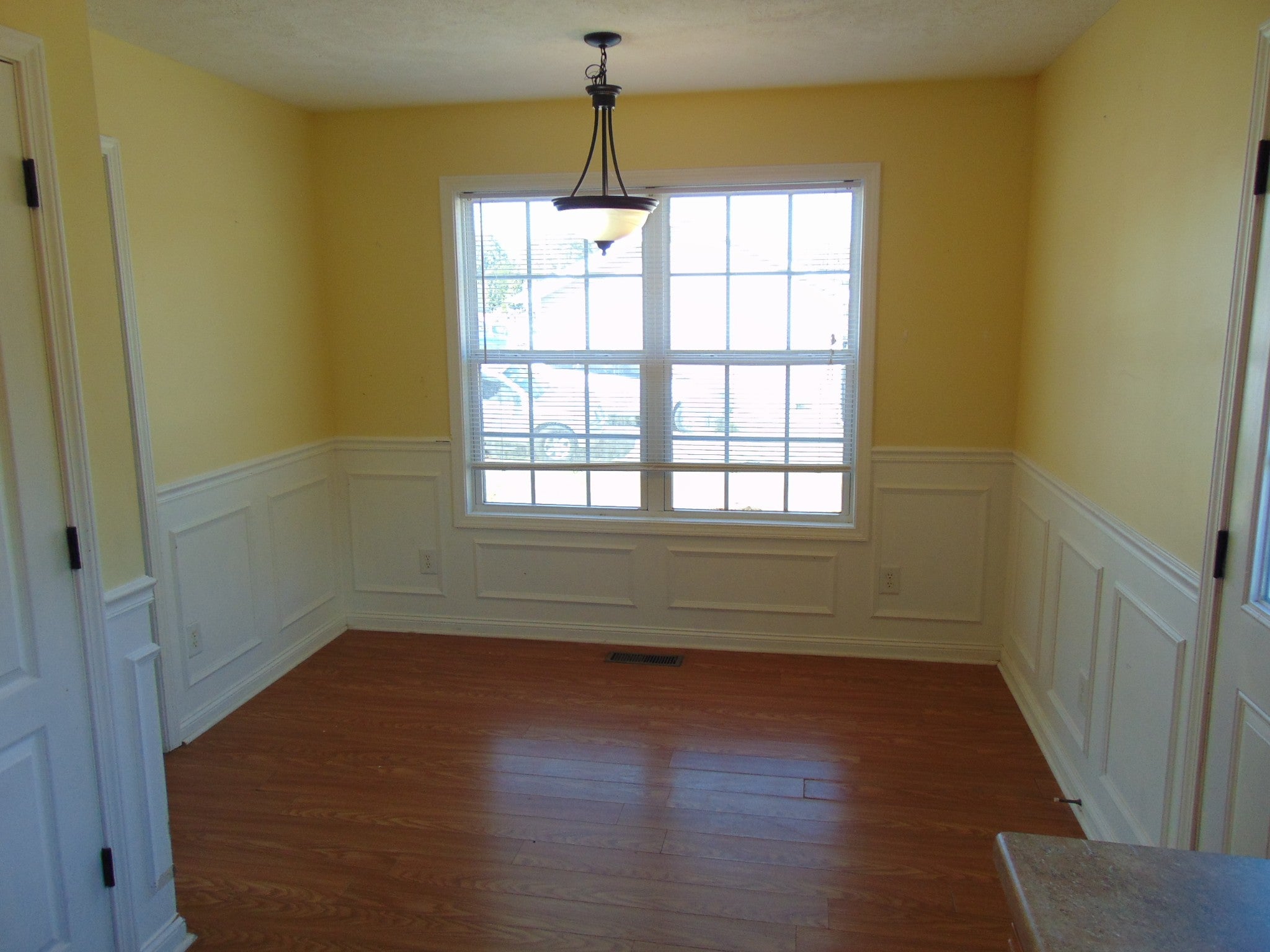 1534 Joanne Cir