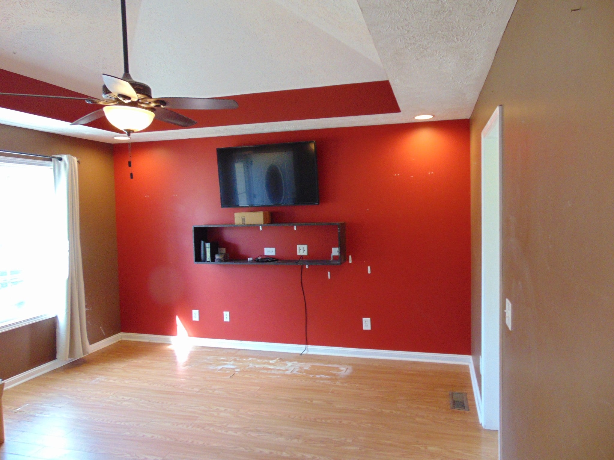 1534 Joanne Cir