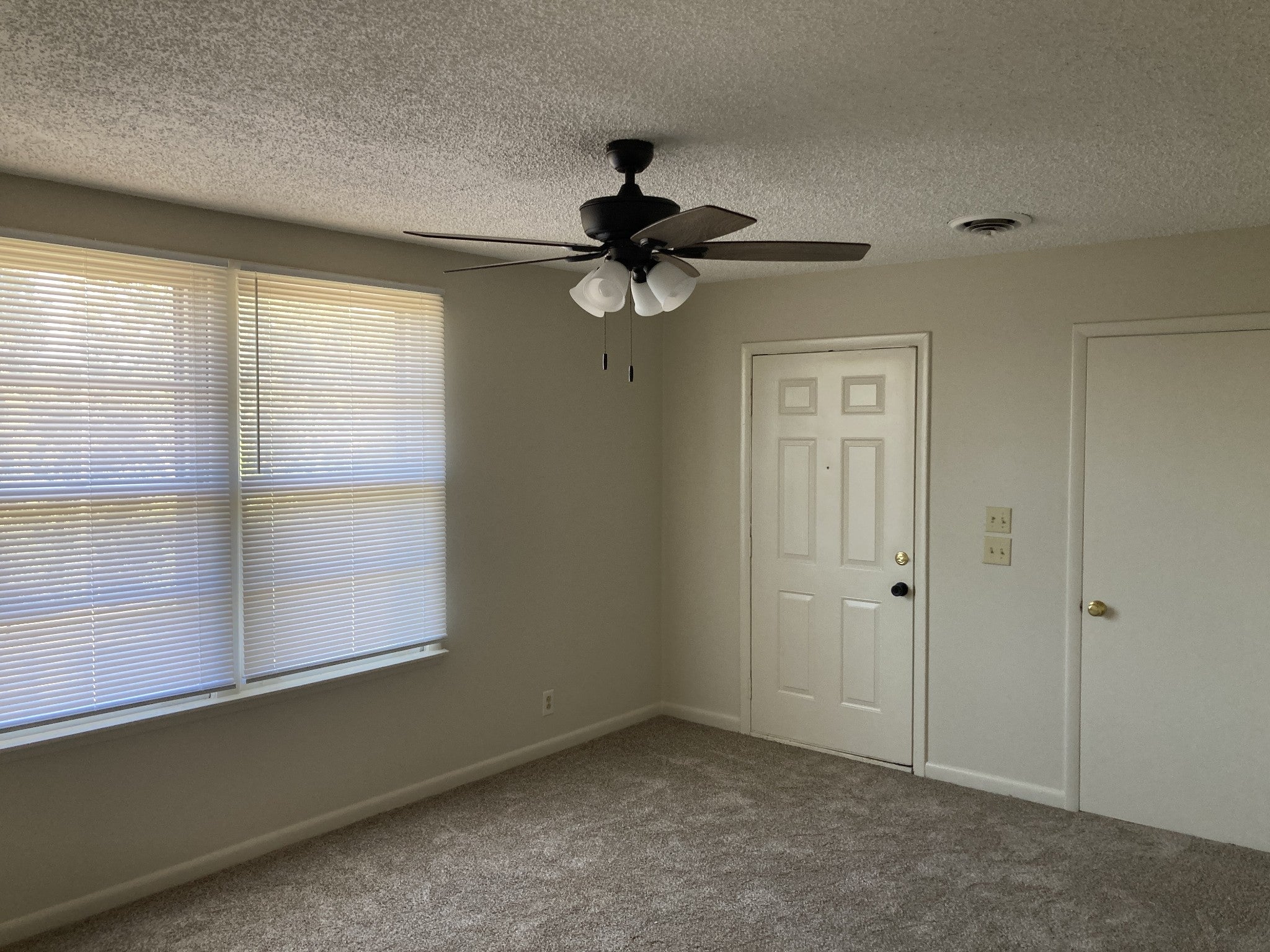 1006 Center Point Rd Unit A