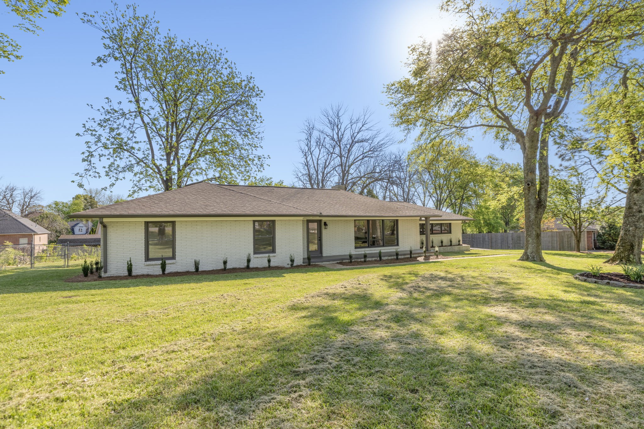 305 Shepherd Hills Dr