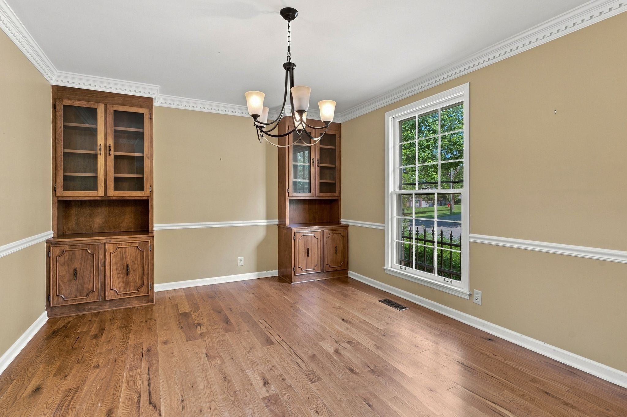 1713 Pinetree Ln, Brentwood TN 37027 4-bed home, photo 5 of 41