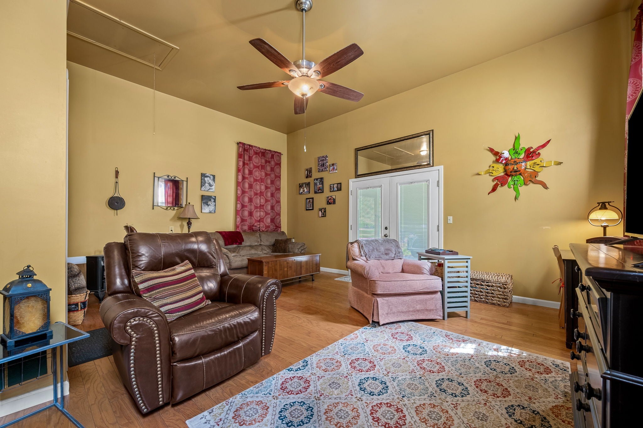 112 Prince Ln