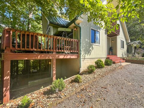 244 Arlington Ct Eddyville KY 42038