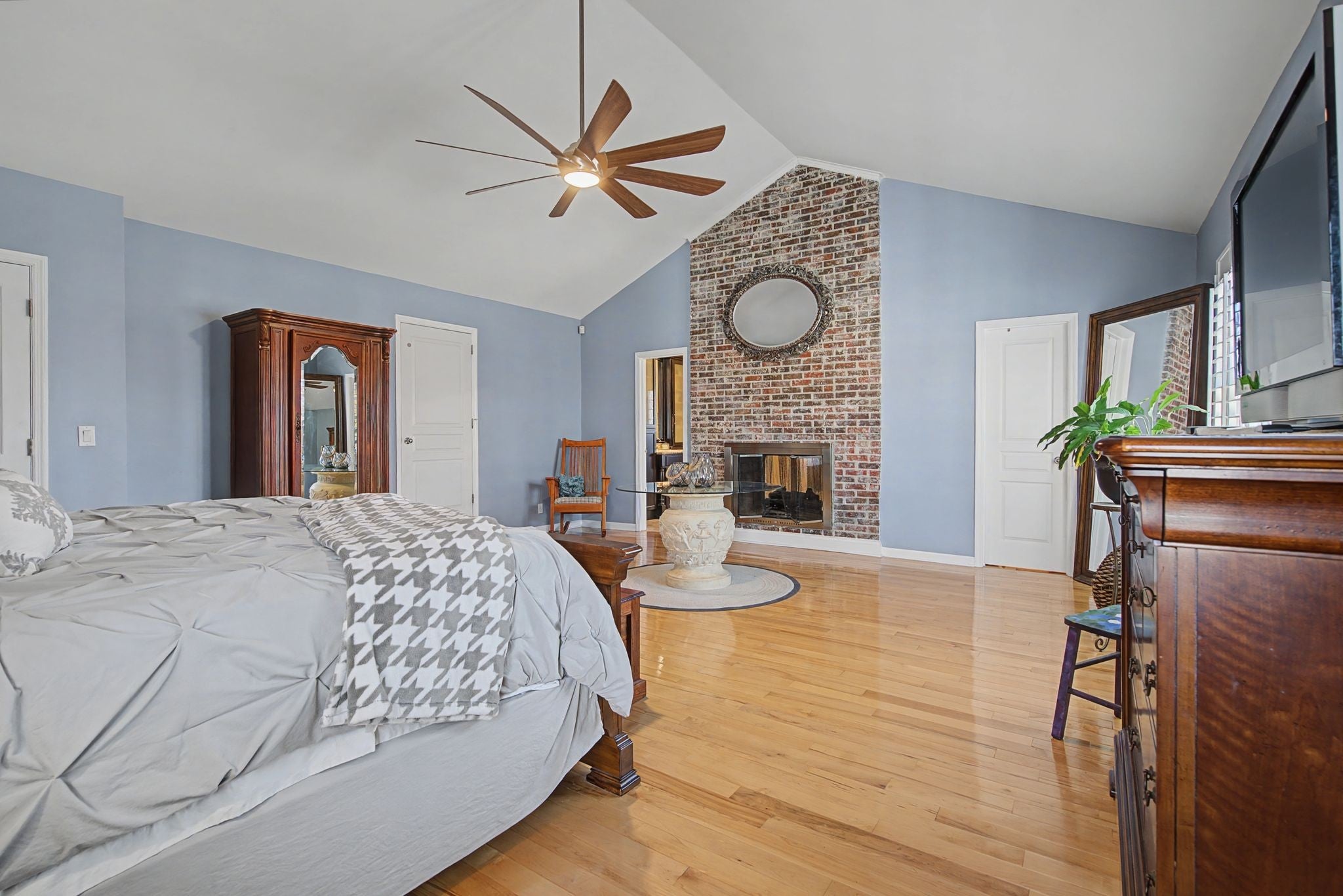 Old Hickory, Tennessee, 37138, United States, 4 Bedrooms Bedrooms, ,5 BathroomsBathrooms,Residential,Active,2025179