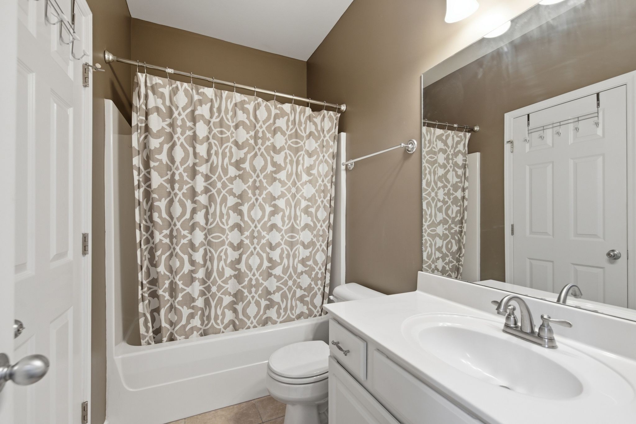 3041 Oxford Glen Dr, Franklin TN 37067 5-bed home, photo 13 of 30