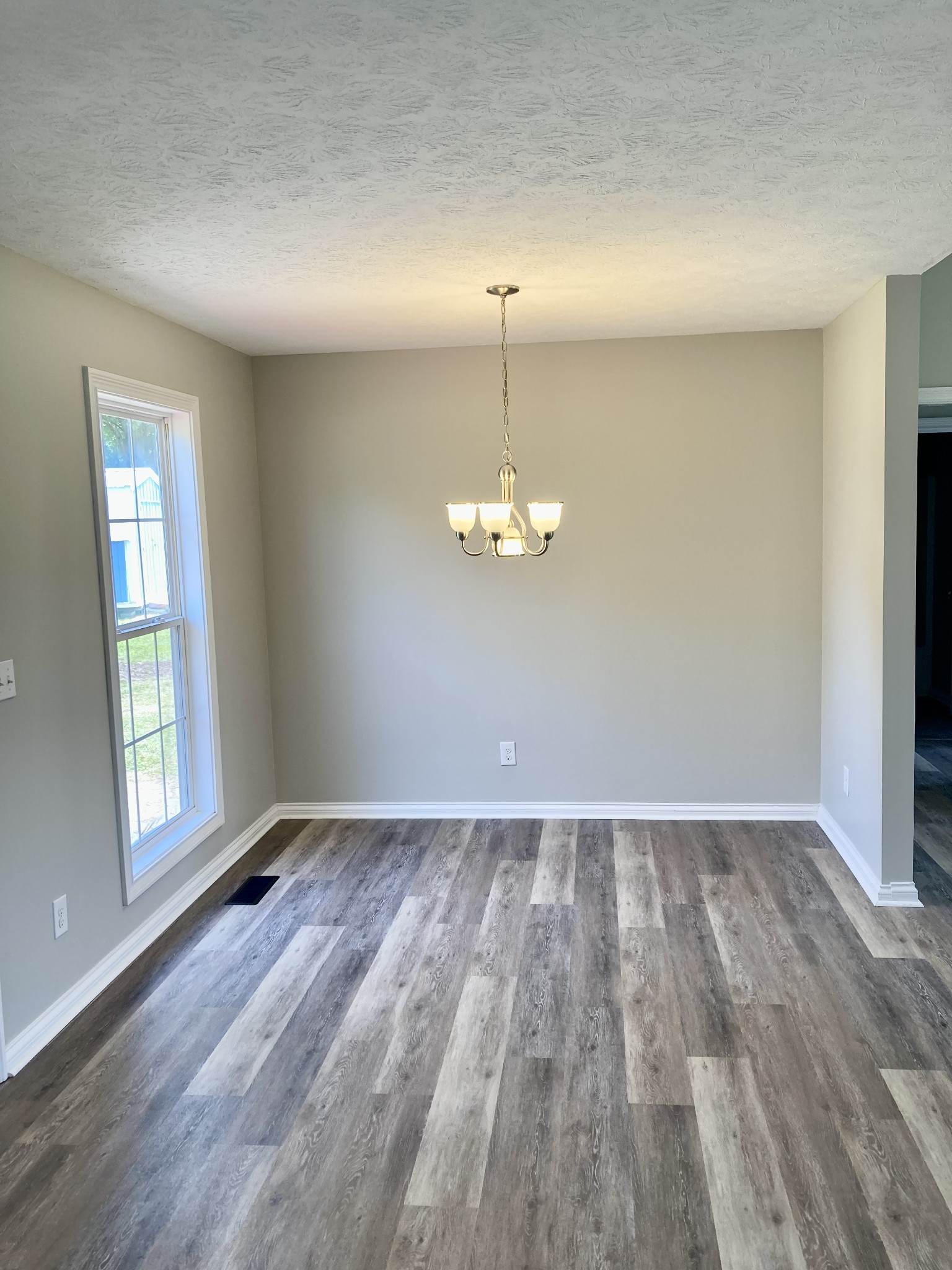 3366 Dobbins Pike