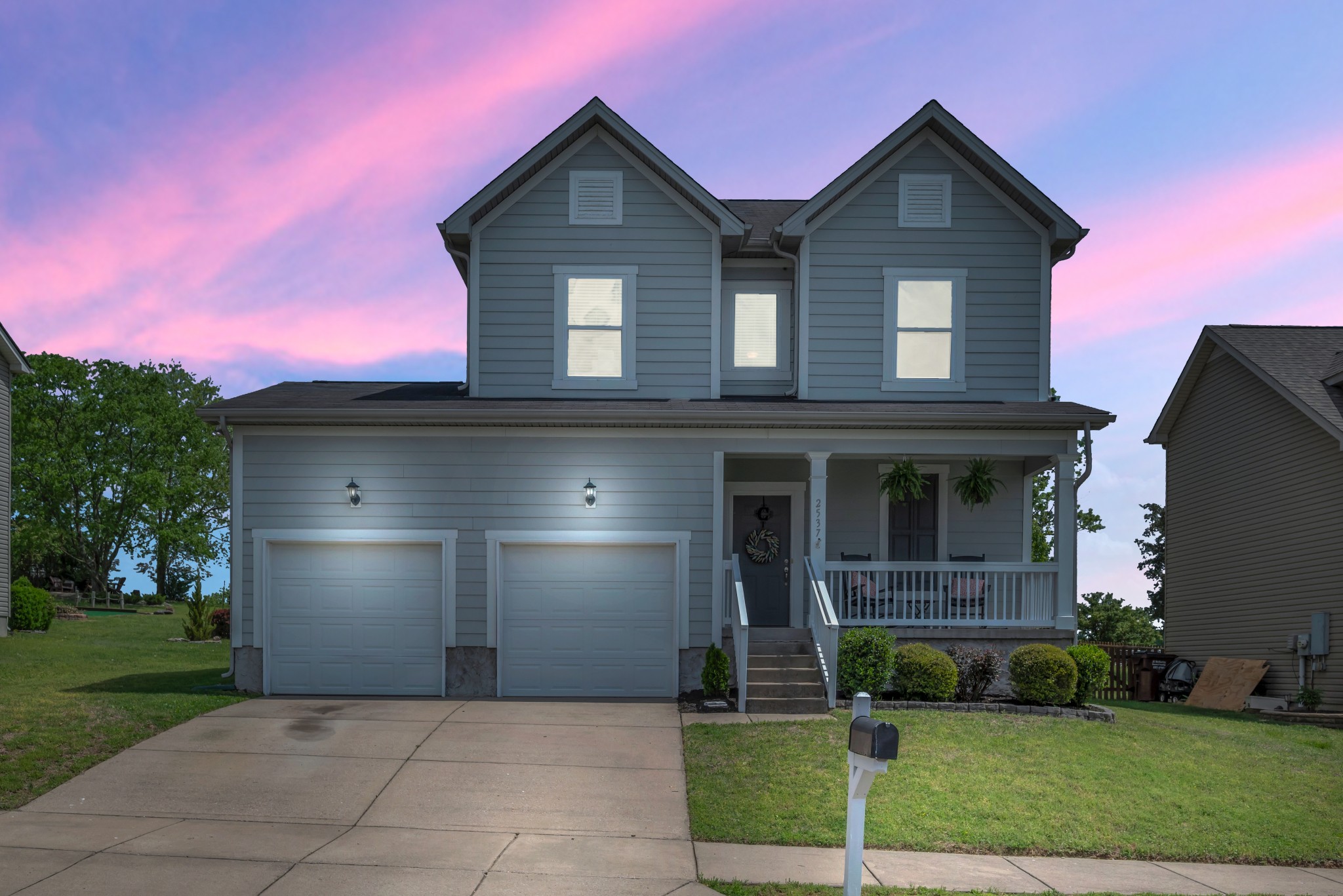 2537 Val Marie Dr