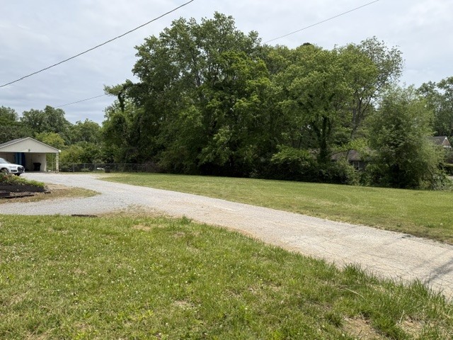 704 Cedar Ln