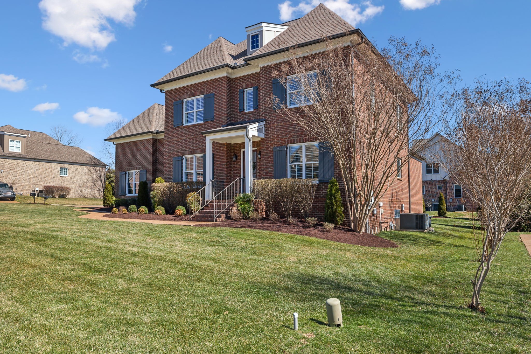 4101 Banner Square Ln