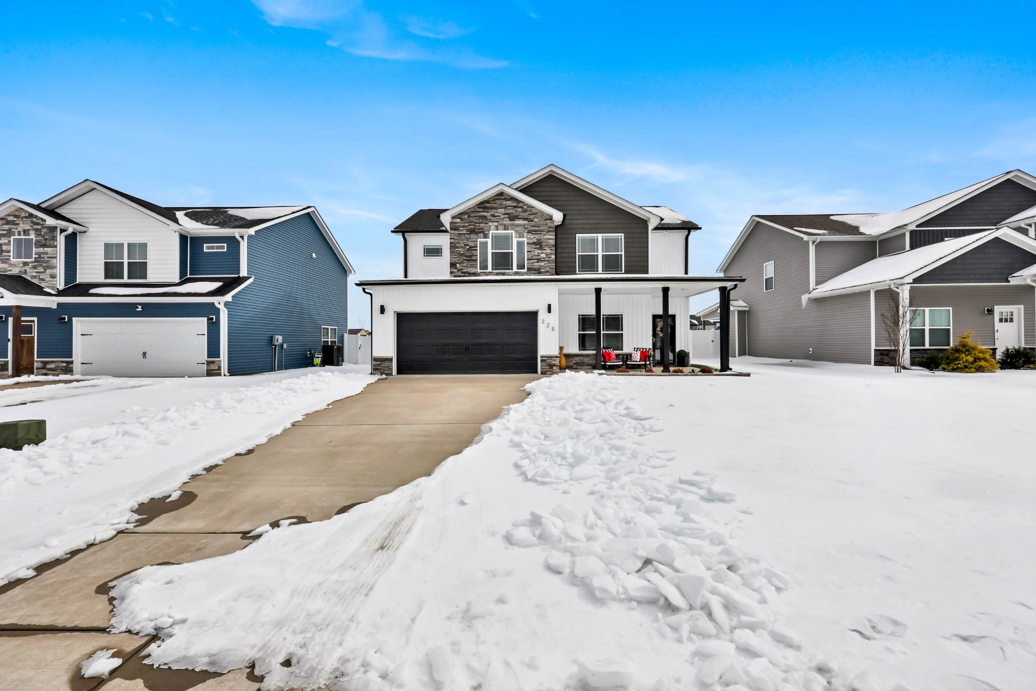 225 Kildeer Dr