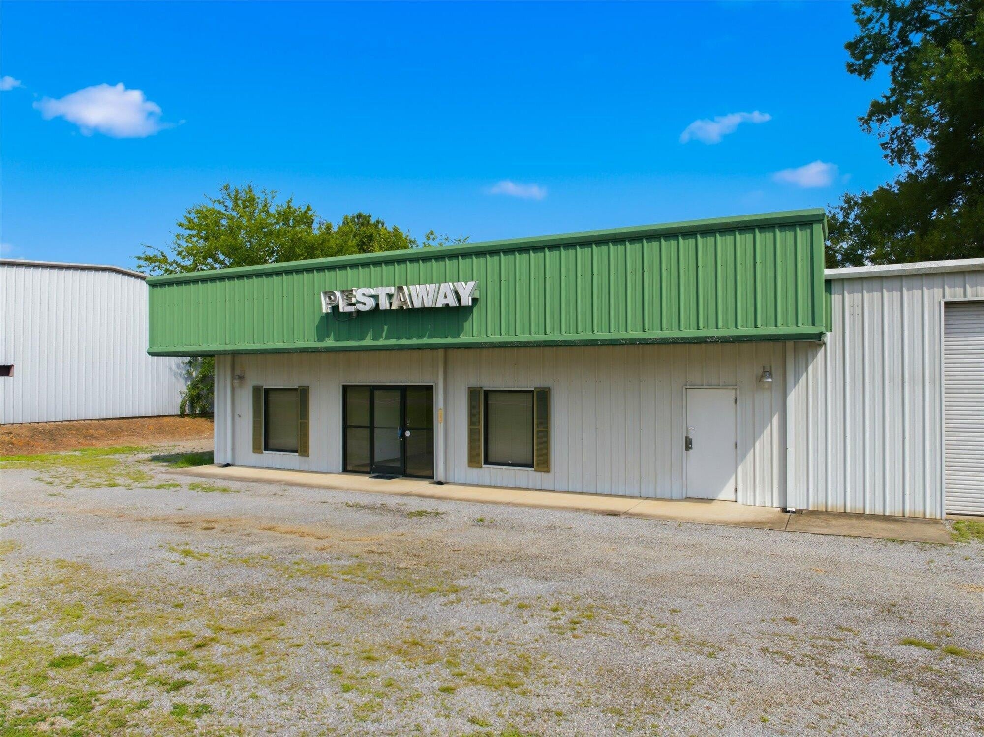 3645 Highway 11 S