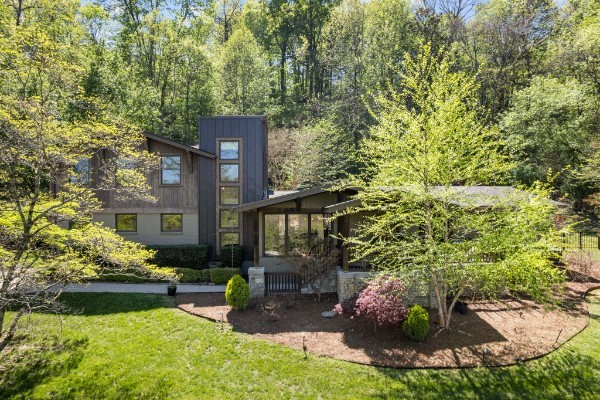 5815 Still Hollow Rd