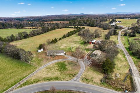 9643 Midland Rd Bell Buckle TN 37020