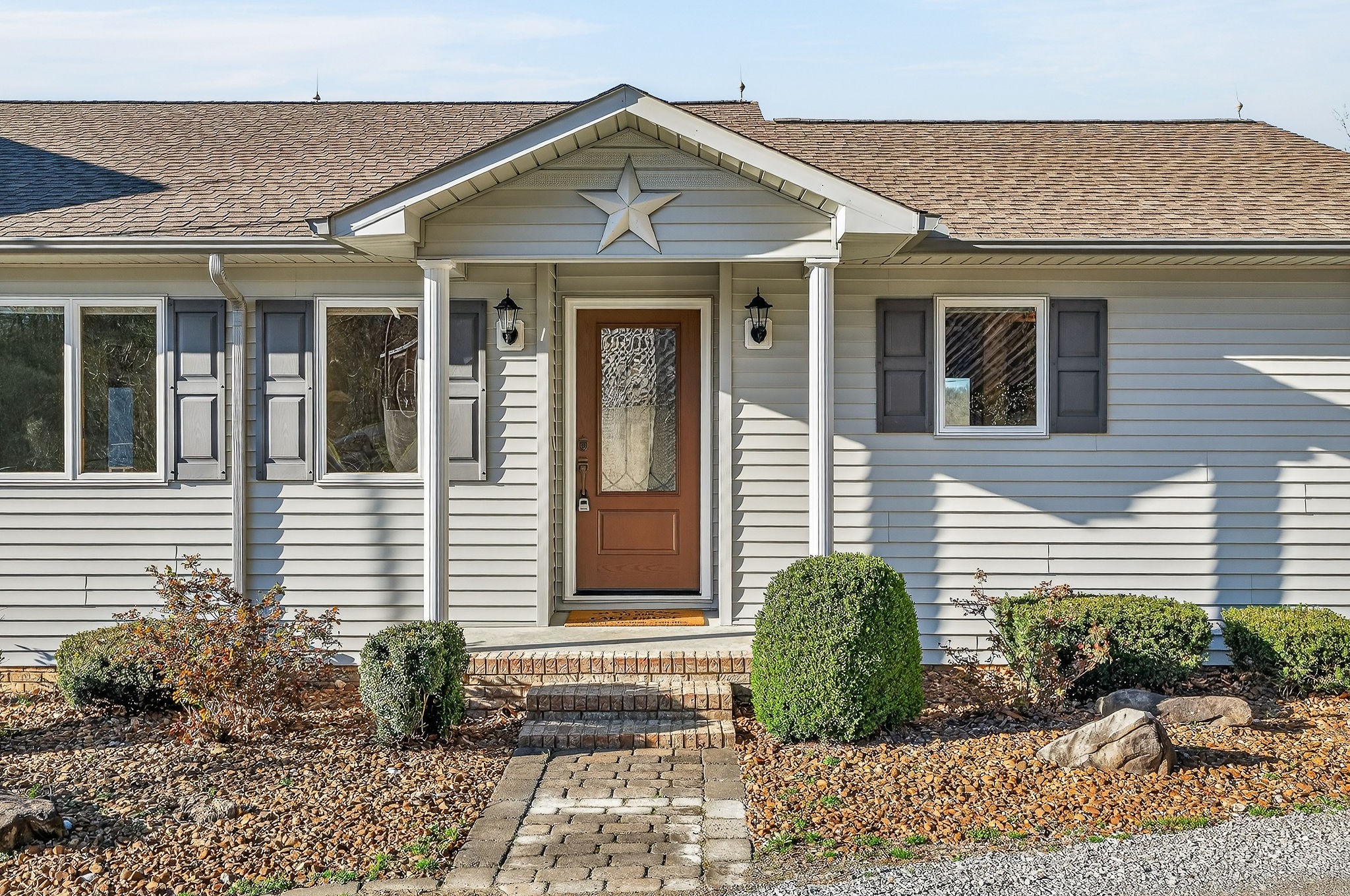 1634 Falling Water Rd