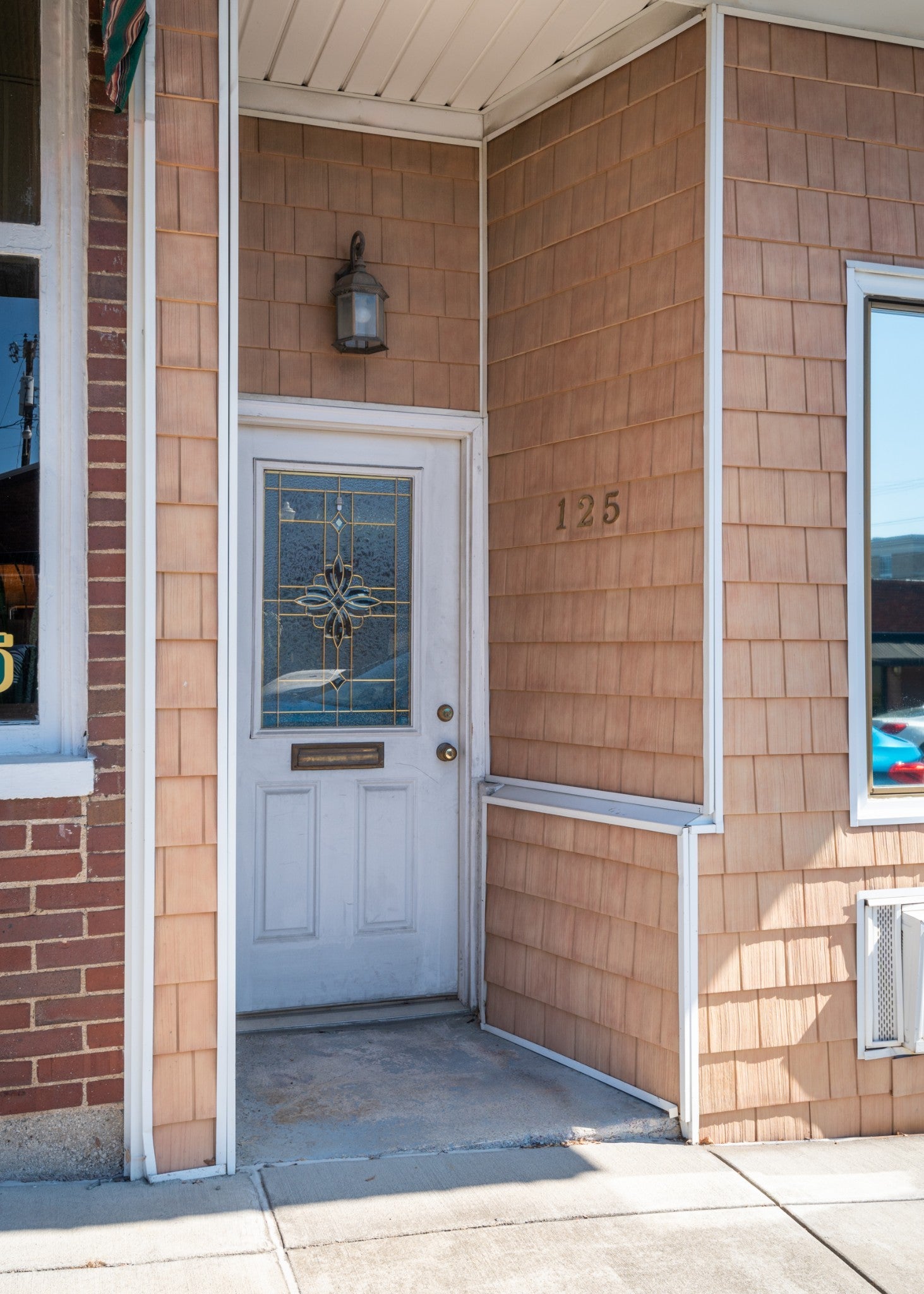 125 S Water Ave