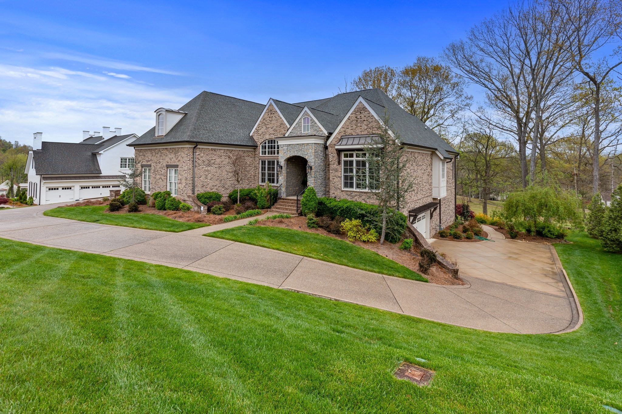 6685 Hastings Ln