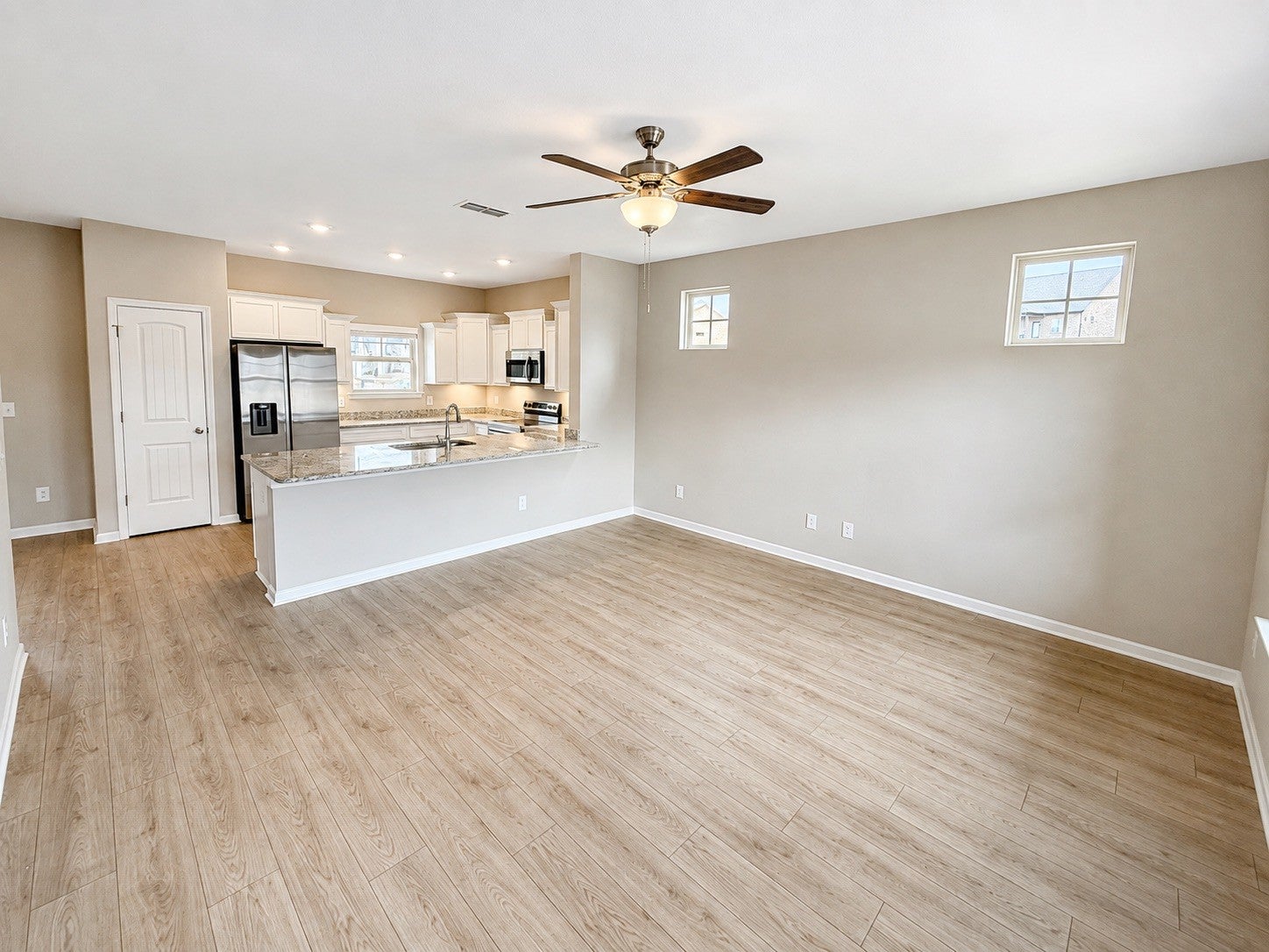 4011 Dortch Ln