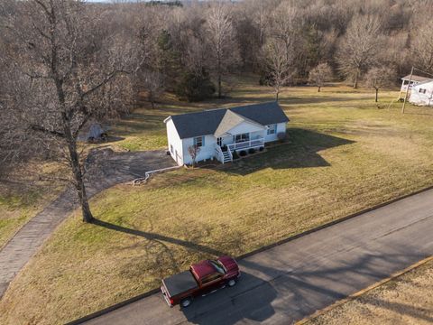 2323 Beasley Ln Columbia TN 38401