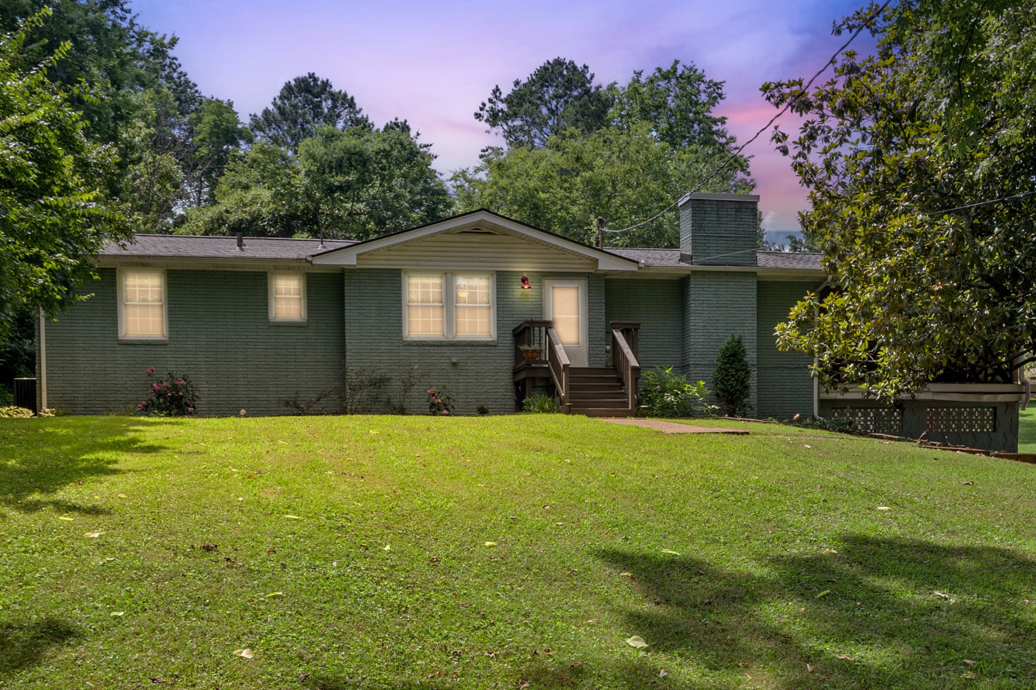 207 Fonnic Dr