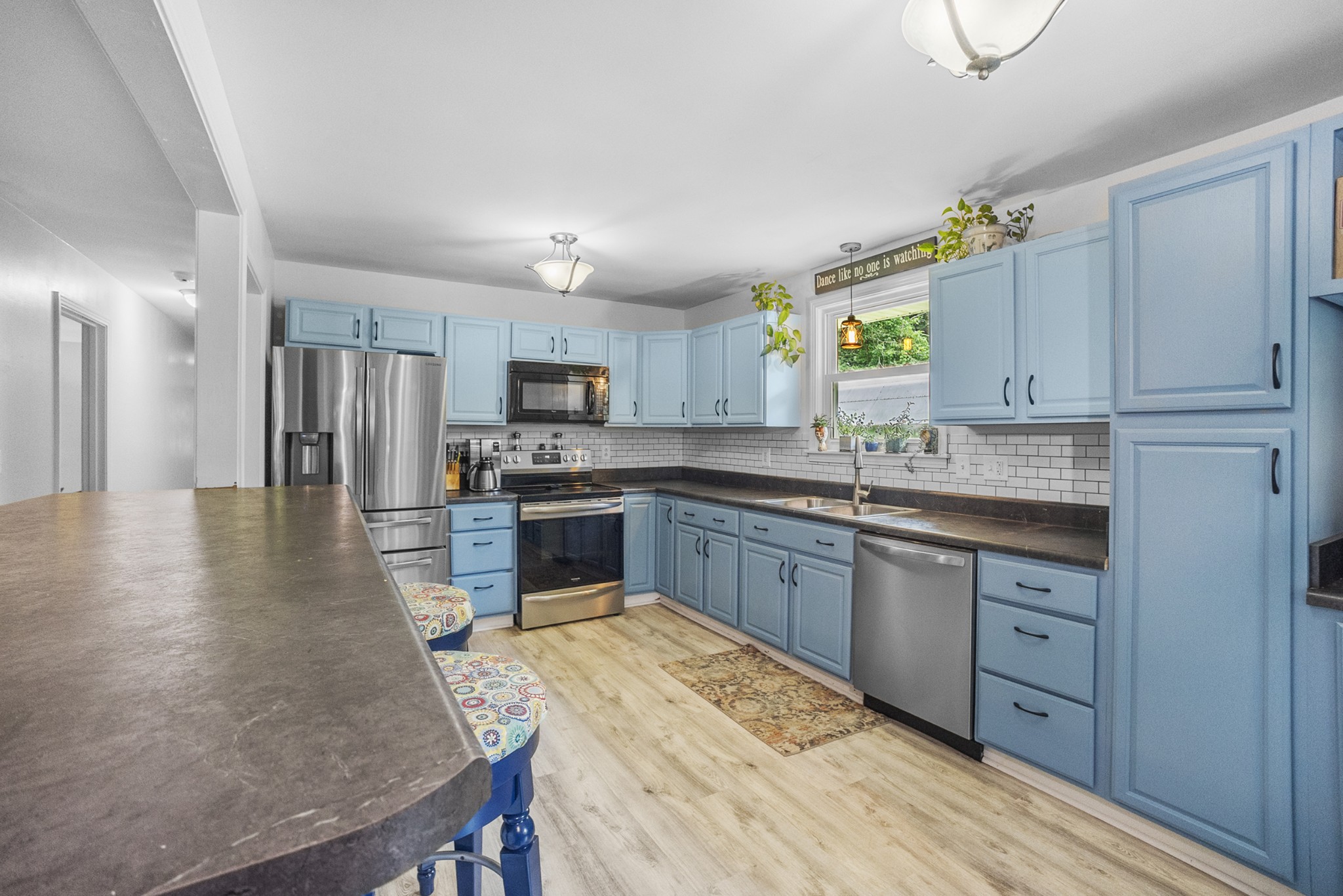 207 Fonnic Dr