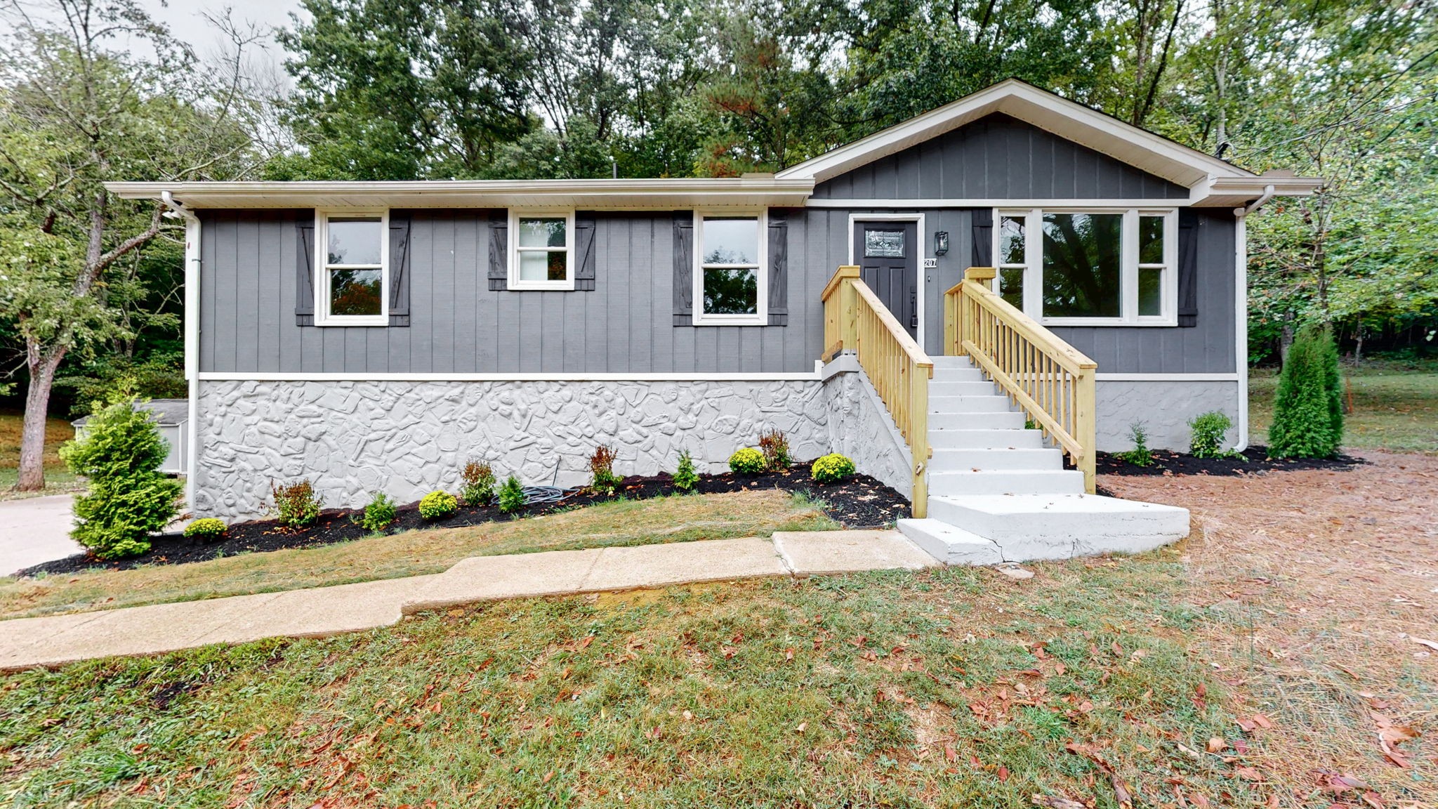 207 Cartwright Ct