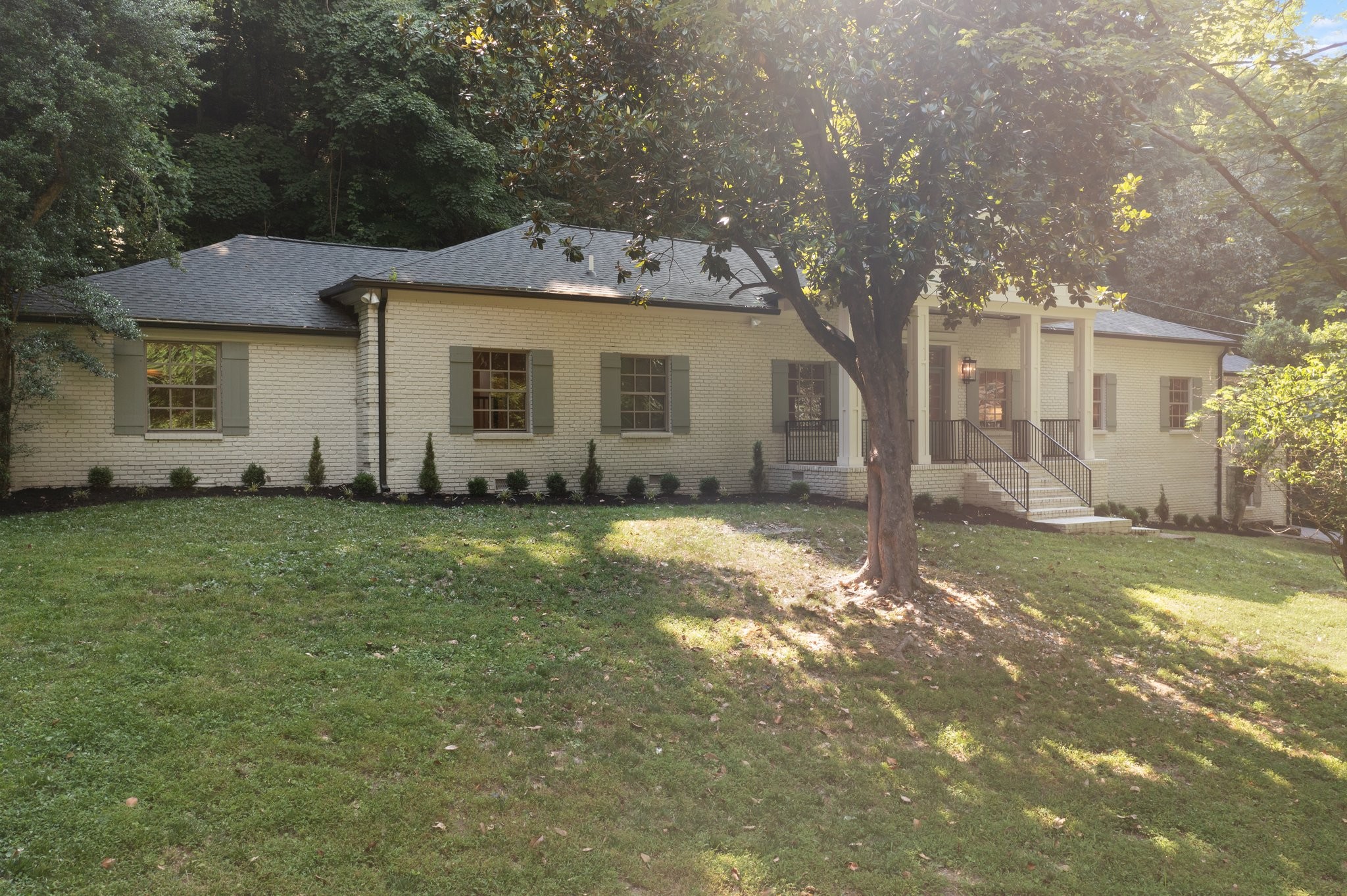 1125 Chickering Park Dr