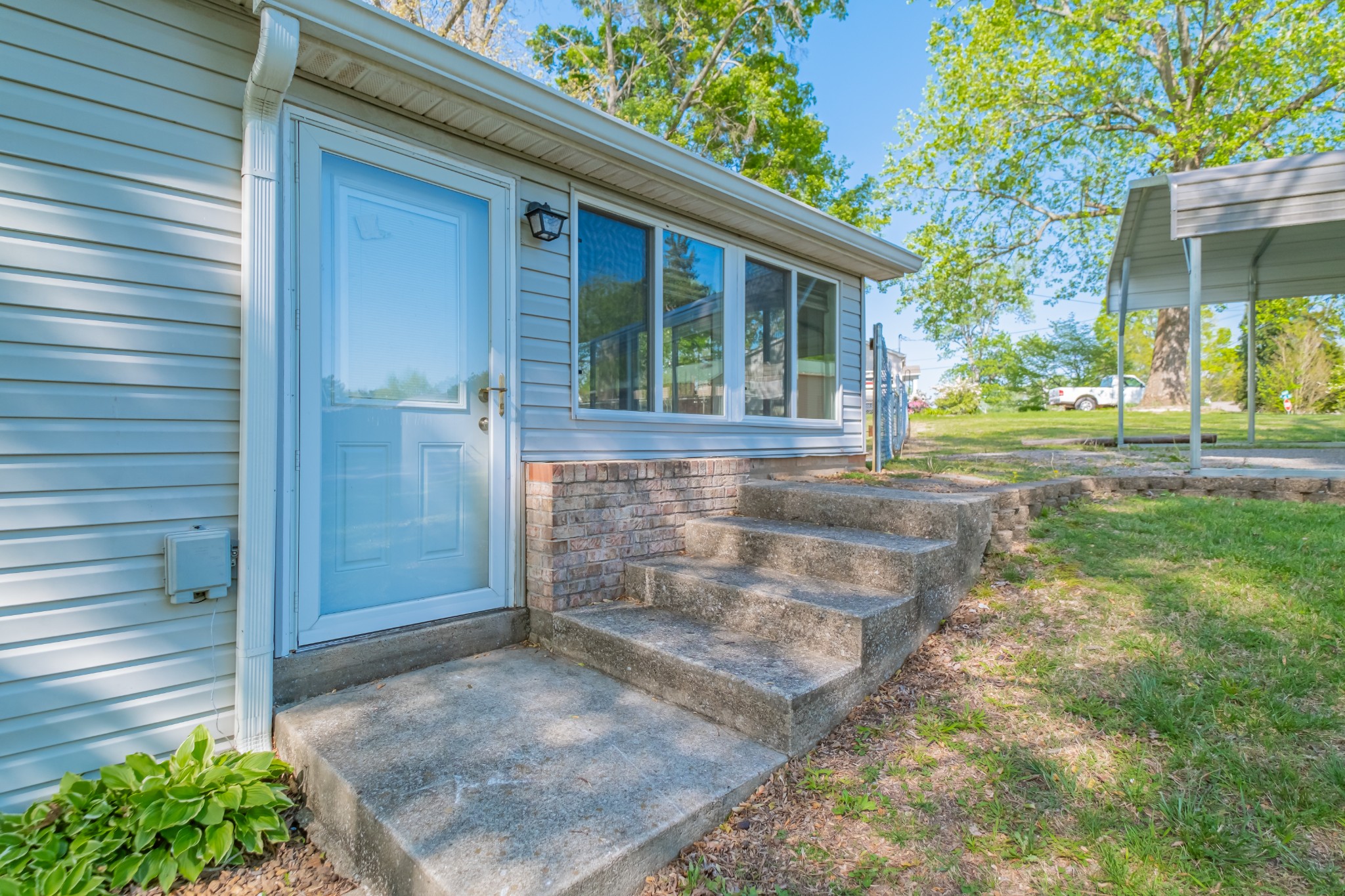 400 Fairview St