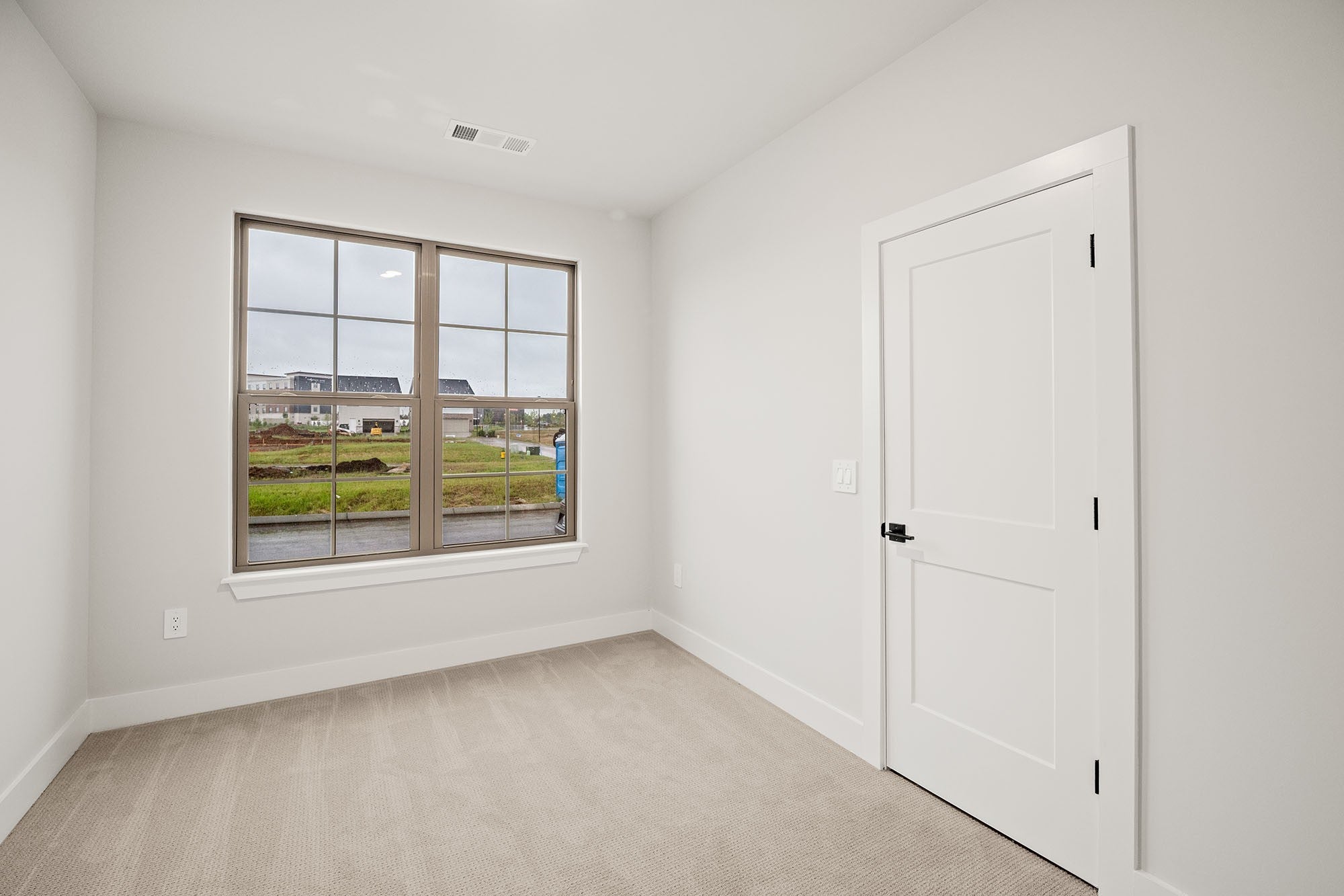 2615 Wilkinson Pike 1302