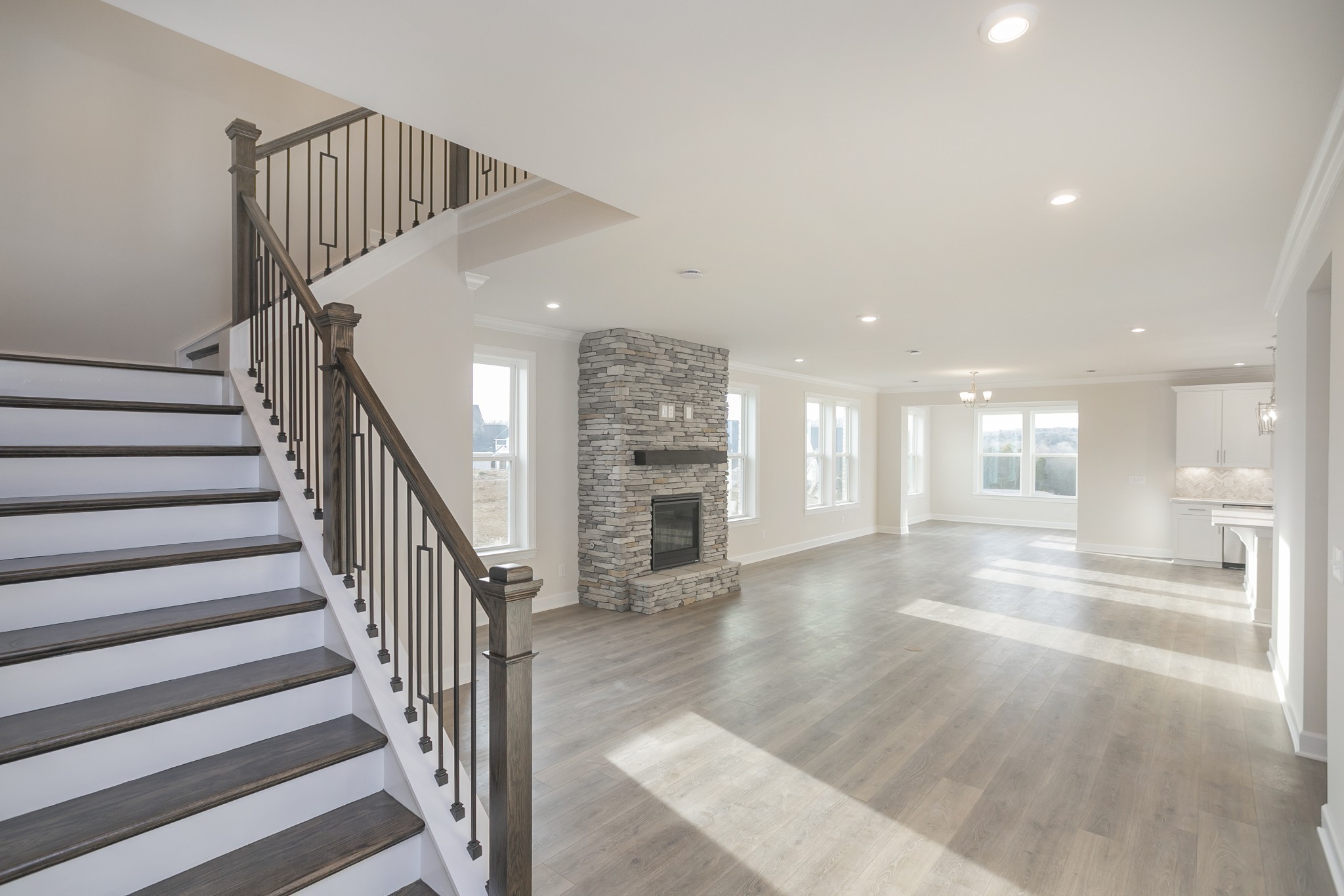 905 Champion Circle