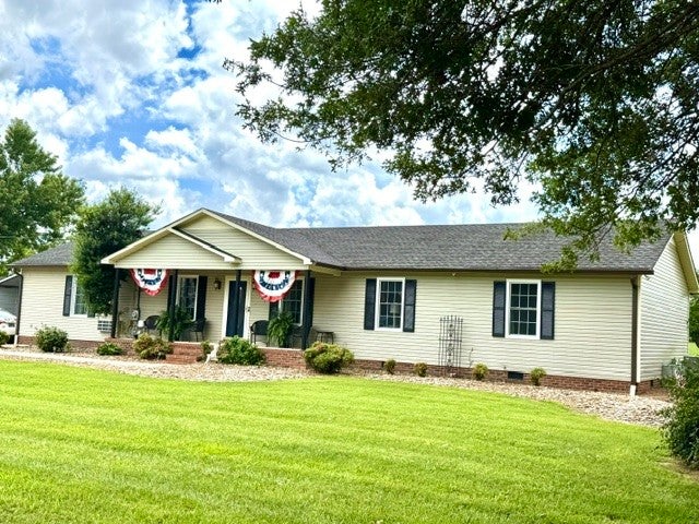 1305 Horseshoe Dr