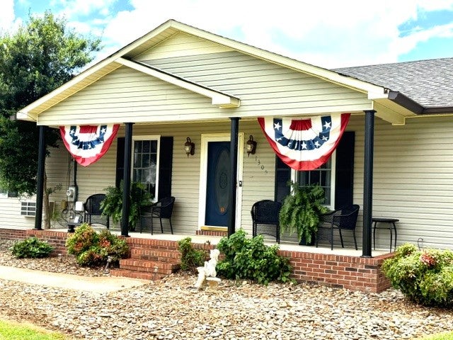 1305 Horseshoe Dr