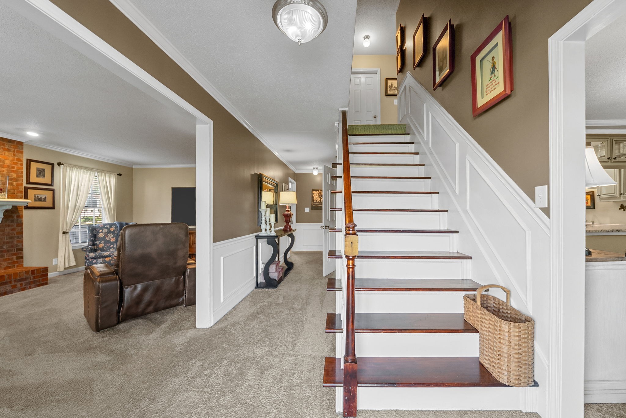 3060 Williamsburg Rd