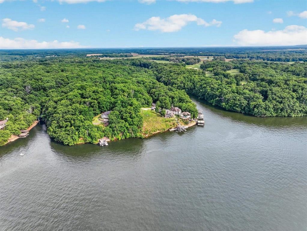 551 Wilson Lake Dr