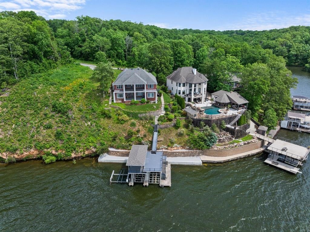 551 Wilson Lake Dr