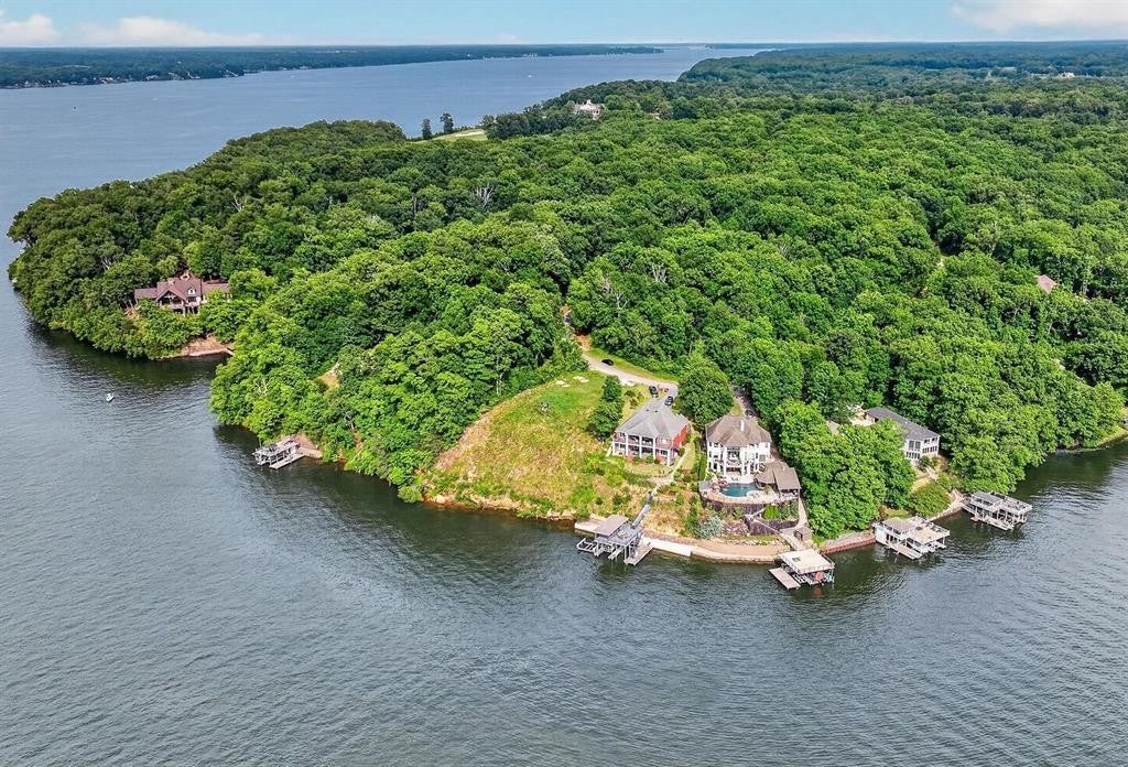 551 Wilson Lake Dr