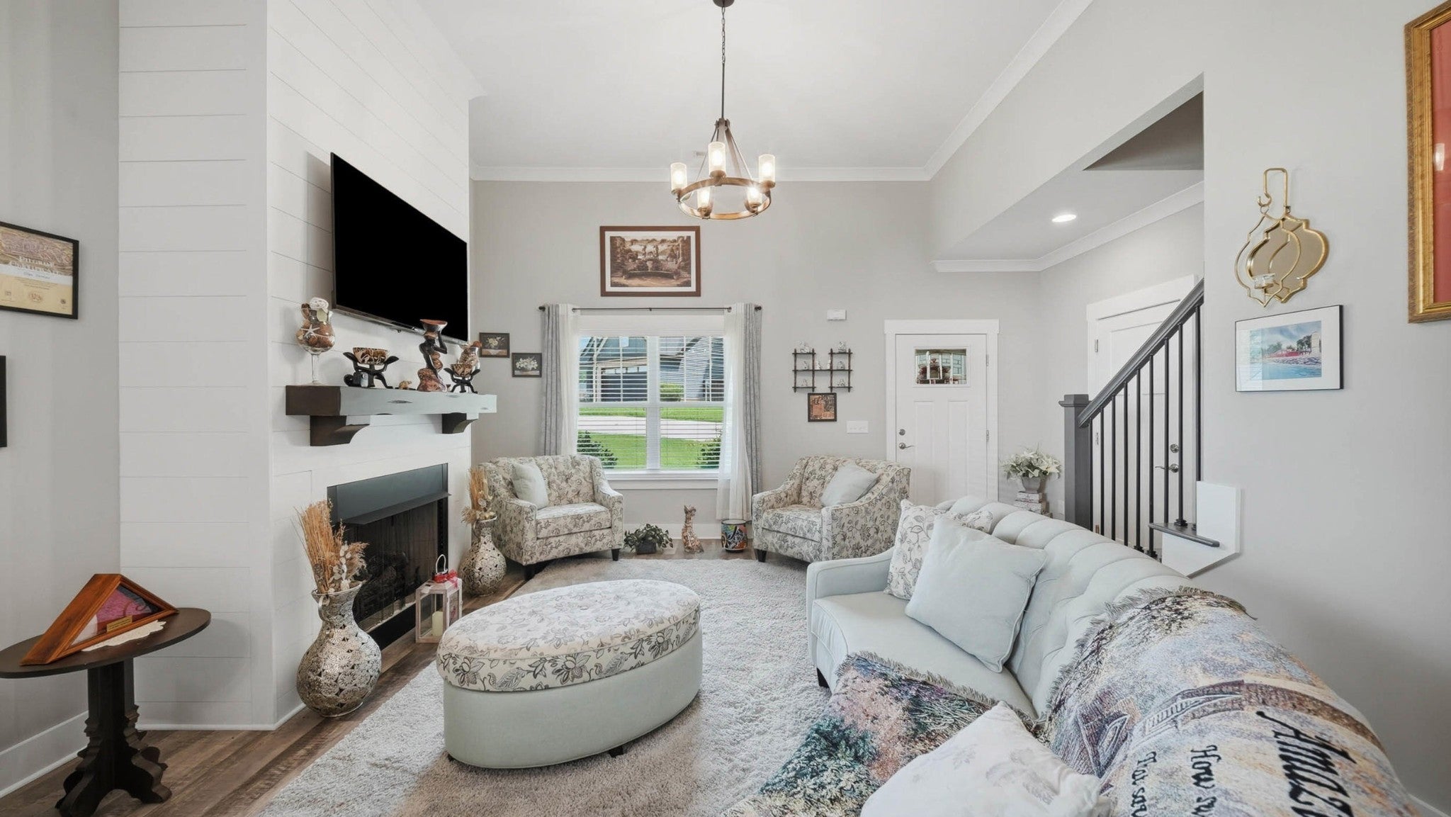233 Eastview Cove Drive SE