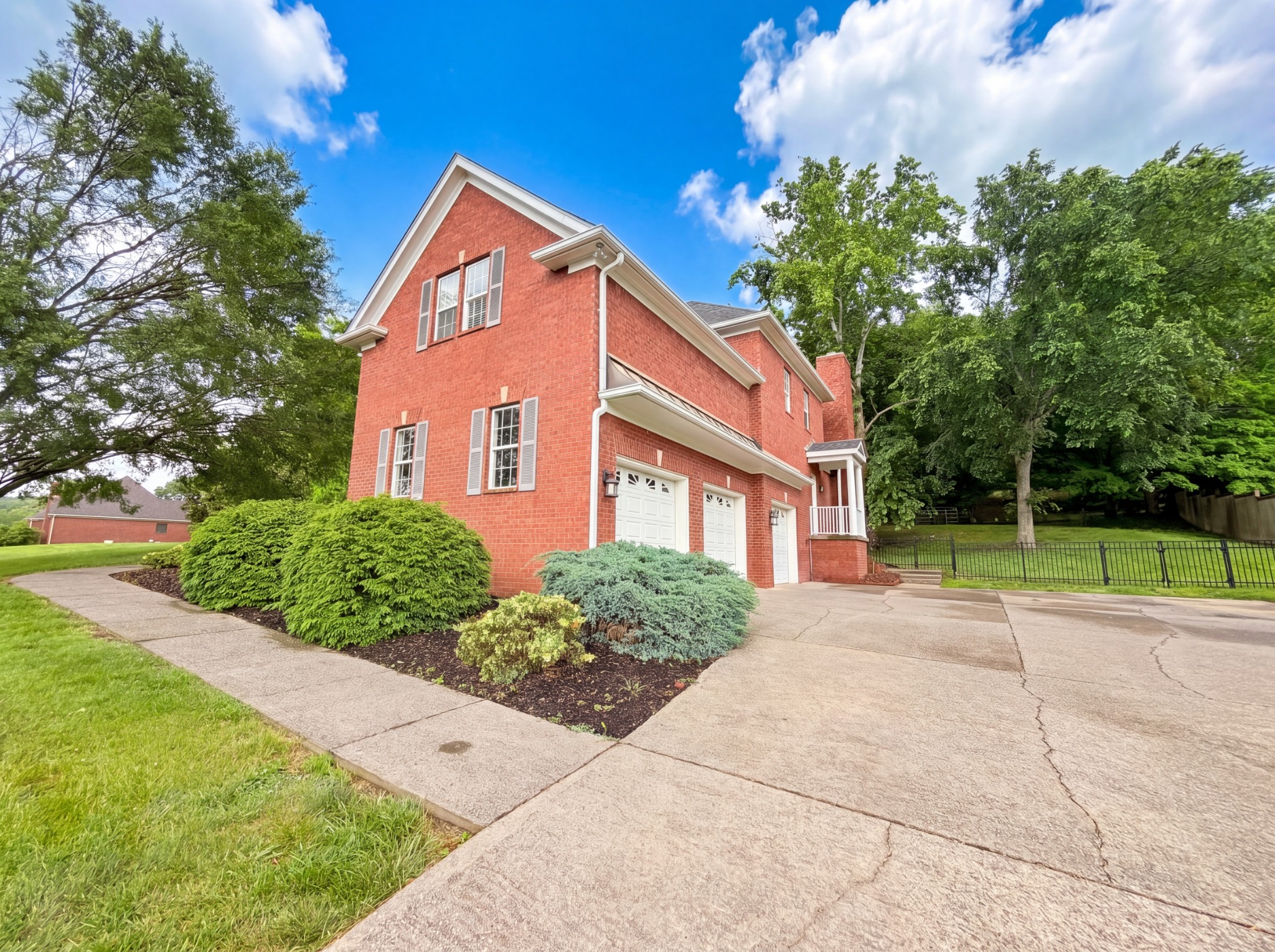 4325 Ambergate Ct