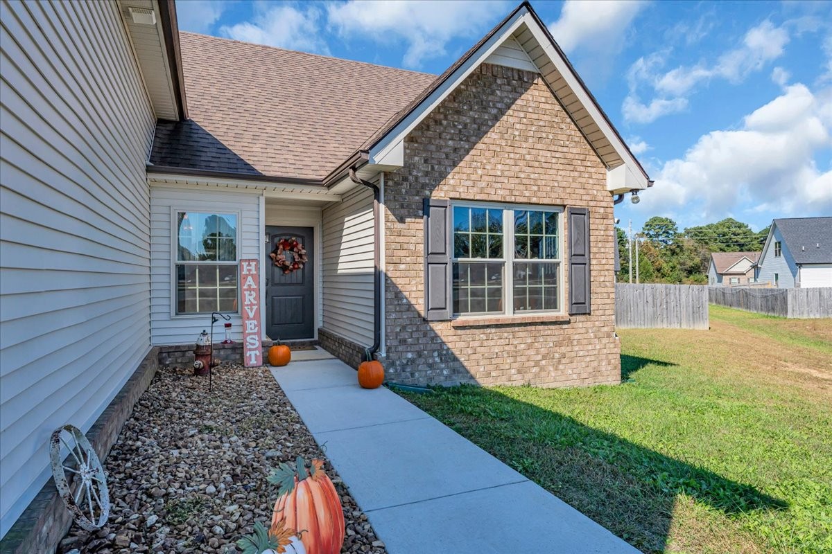 107 Grace Ct