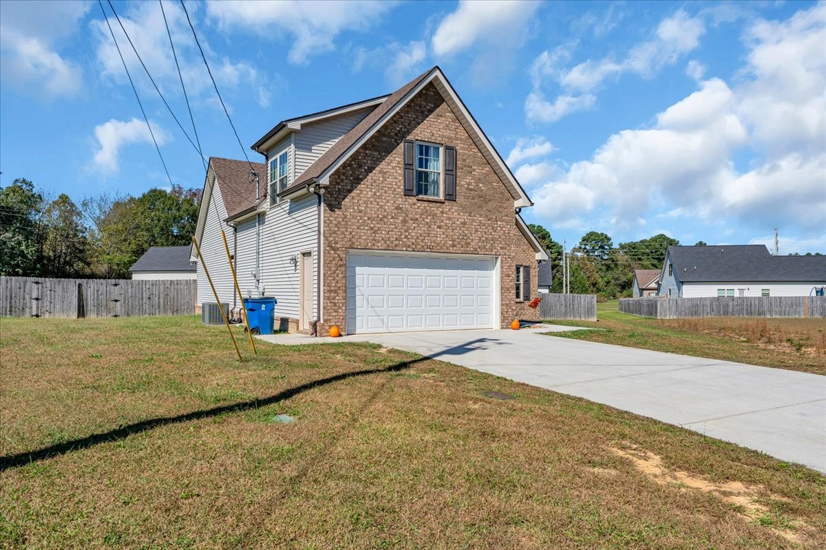 107 Grace Ct