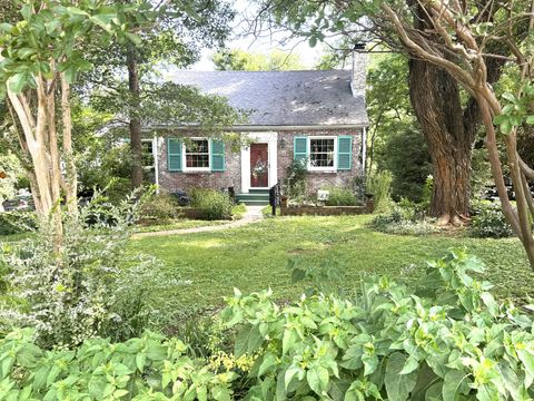 1914 Wildwood Ave Nashville TN 37212